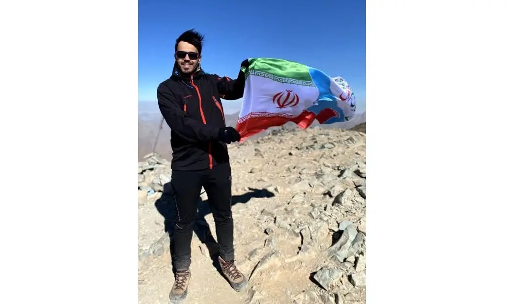 کوهنورد اروندی به قله «خلنو» صعود کرد