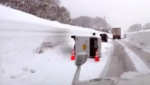 بارش برف سنگین ۳۰ نفر را به کام مزگ کشاند