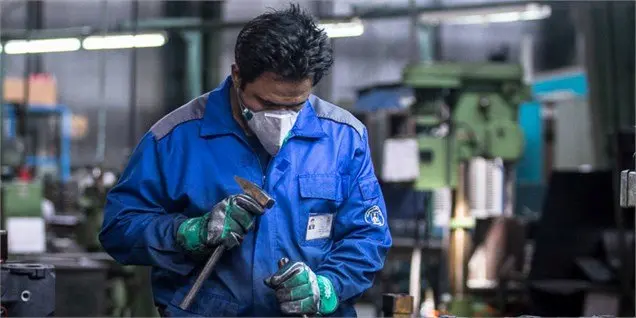 افزایش ۳۰ درصدی حقوق، فقر کارگران را عمیقتر میکند / سفره کارگران خالی می شود؟