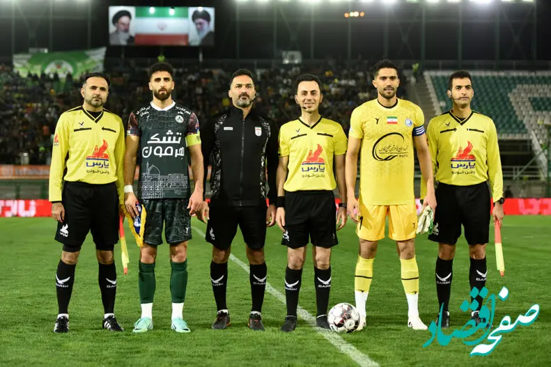 فیلم خلاصه بازی استقلال و ذوب آهن یکشنبه ۲۶ اسفند ۱۴۰۳ + گزارش کامل بازی ذوب آهن - استقلال