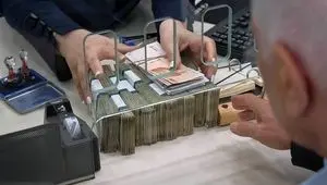 زمان پرداخت وام ۷۵ میلیونی بازنشستگان اعلام شد/
 چه کسانی در اولویت هستند؟