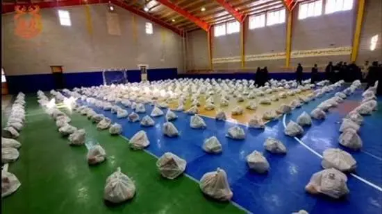 توزیع ۵۰۰ بسته ویژه شب چلله در خاروانا
