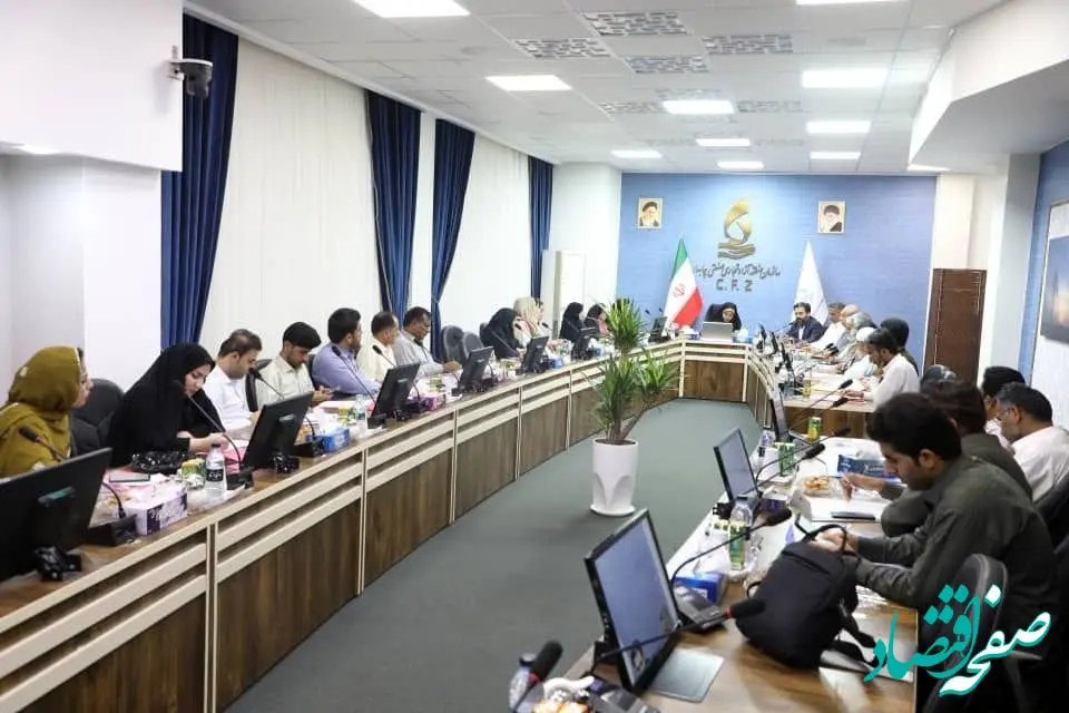 هم اندیشی و هم افزایی با فعالین اجتماعی برای بهبودی مسائل اجتماعی و توسعه همه جانبه