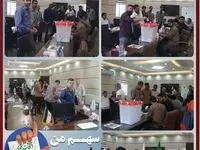  حضورحماسی تلاشگران جبهه صنعت ومعدن در شرکت توسعه معدنی وصنعتی صبانوردرمجتمع شهرک دراستان کردستان در دور دوم انتخابات ریاست جمهوری