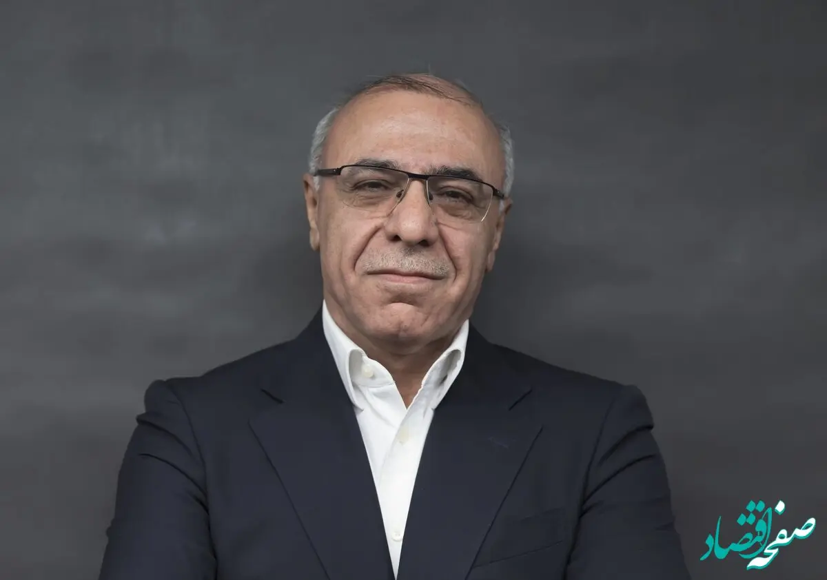 پیام تبریک مدیرعامل بانک شرکت بیمه کارآفرین به مناسبت سالروز آغاز فعالیت