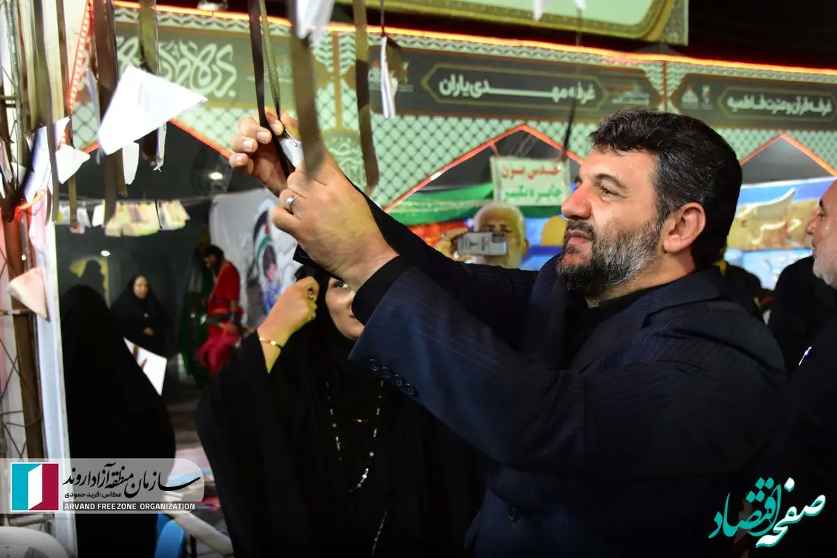 گزارش تصویری ؛ بازدید دکتر عبدالملکی از موکب فرهنگ و هنر سازمان منطقه آزاد اروند در مرز شلمچه