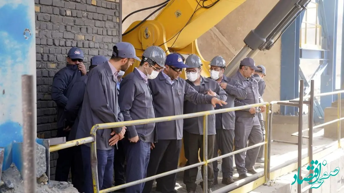 مدیرعامل بورس کالای ایران در بازدید از شرکت سیمیدکو: مردم با گواهی سپرده گندله در رشد تولید و صنعت سهیم می‌شوند