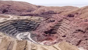 درخشش معادن شرکت آلومینای ایران در نیمه نخست ۱۴۰۴ باعبور از چالش ها