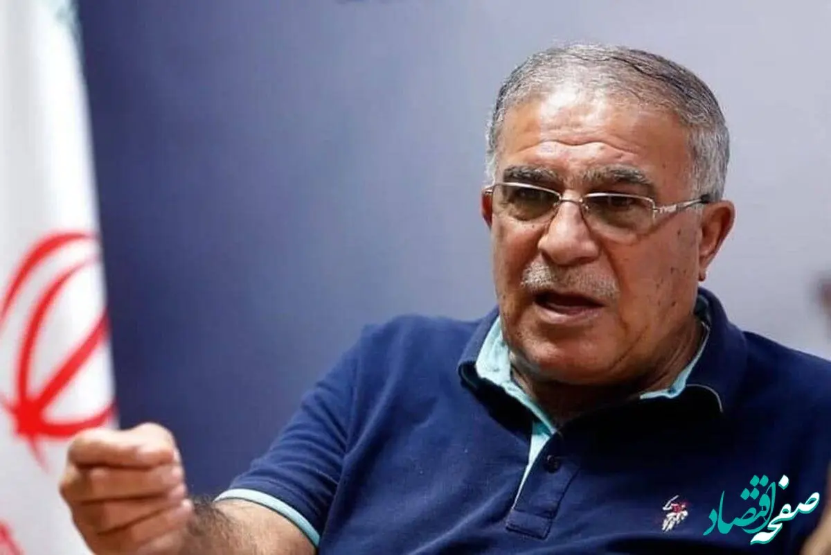 عصبانیت شدیدپیشکسوت استقلال طوفان به پا کرد؛ خطیر با این حرف ها نقش زمین شد! / ان‌شاءالله خطیر برای پسرخاله‌ یا دخترخاله‌اش حکم صادر می کند | 
