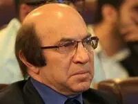 استقلال باید برای قهرمانی بجنگد،نه پنجمی!/استقلال تیمی نیست که از دلال قرض بگیرد 