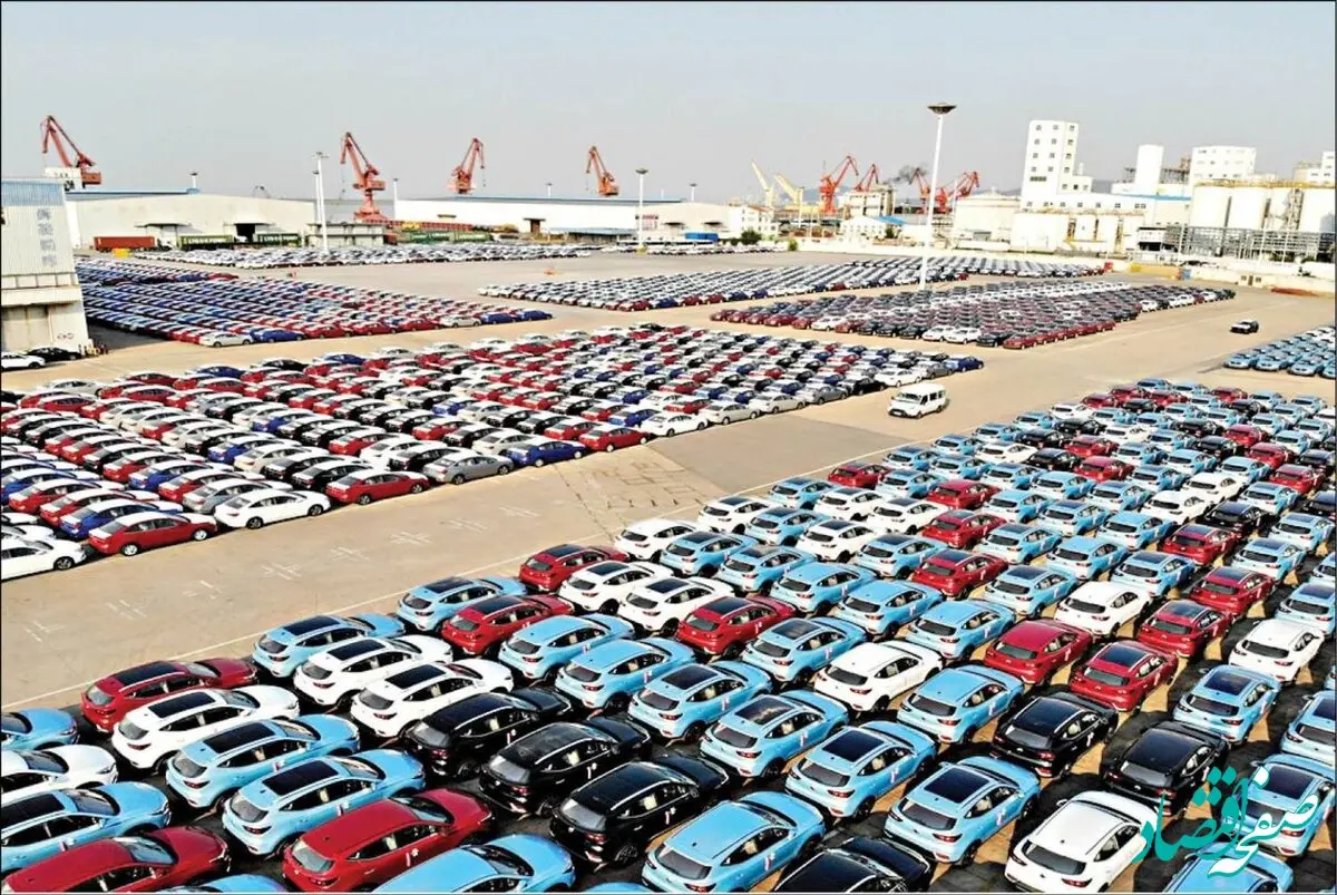 امکان واردات خودروهای بالای 2500 سی‌سی غیر آمریکایی با عمر 5 سال ساخت به مناطق آزاد