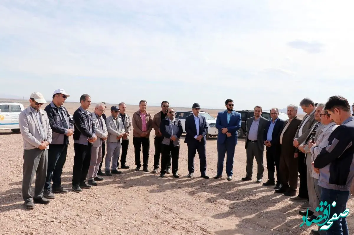 آغاز عملیات اجرایی احداث نیروگاه ۶۰ مگاوات برق خورشیدی شرکت آلومینای ایران