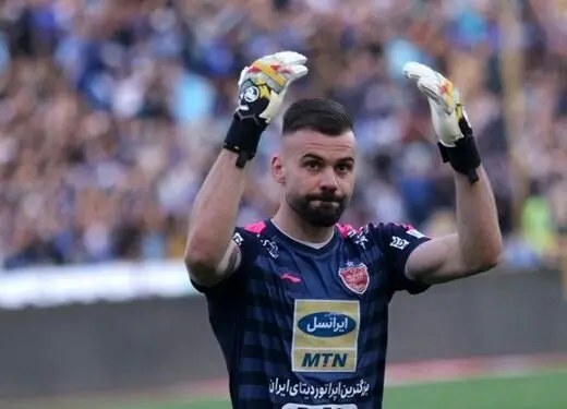 گرانترین بازیکن تاریخ لیگ برتر فوتبال ایران؛ این بازیکن جیب پرسپولیس را تکاند !