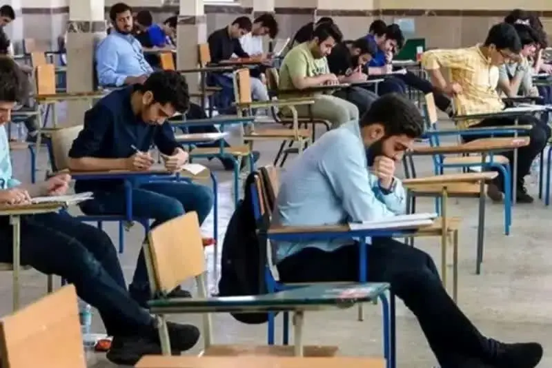 امتحانات حضوری دانشگاه آزاد جنجالی شد؛ دانشجویان خواستار بازنگری شدند