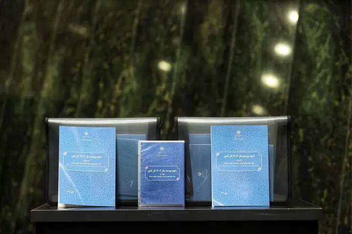 اتمام حجت رئیس سازمان برنامه و بودجه در مورد افزایش حقوق شاغلان 