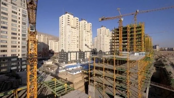 نبود نظارت یکپارچه بر دفاتر املاک غیرمجاز و مشکلات قیمت‌گذاری در بازار مسکن