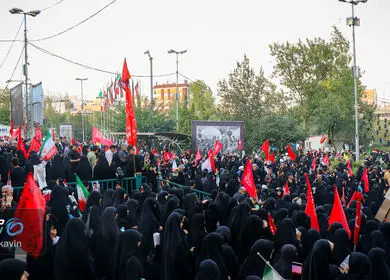 بغض‌های شکسته در مصلی؛ روایتی از دلتنگی یک ملت برای آقای شهید