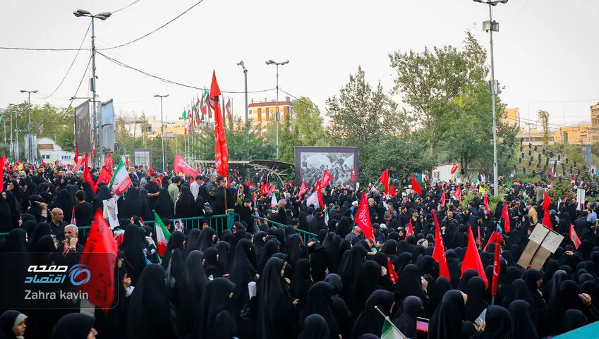 بغض‌های شکسته در مصلی؛ روایتی از دلتنگی یک ملت برای آقای شهید