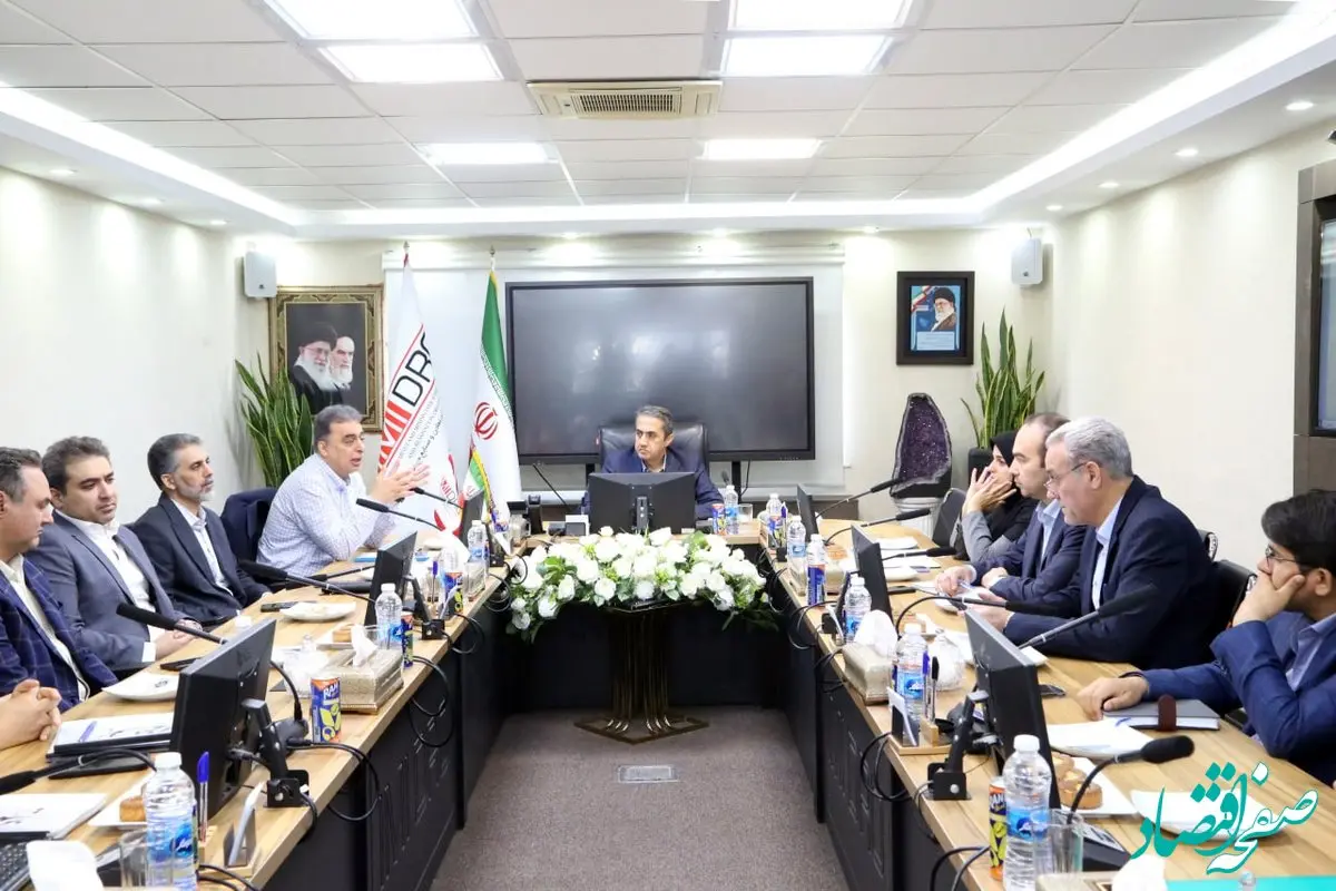 آقاجانلو: پروژه های “ومعادن” برحسب شاخص ها و ناترازی ها اولویت بندی شوند/ سعدمحمدی: شناسایی ۳۹۸ میلیون تن ذخیره ماده معدنی حاصل از اکتشافات صبانور