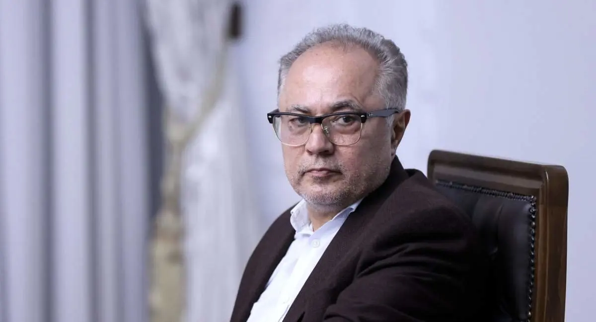 سفر بیخبر دبیری به آرژانتین، خشم اپوزیسیون را برانگیخت