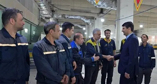 بازدید وزیر ارتباطات از مرکز مبادلات پستی در نخستین روز کاری پس از تعطیلات نوروز