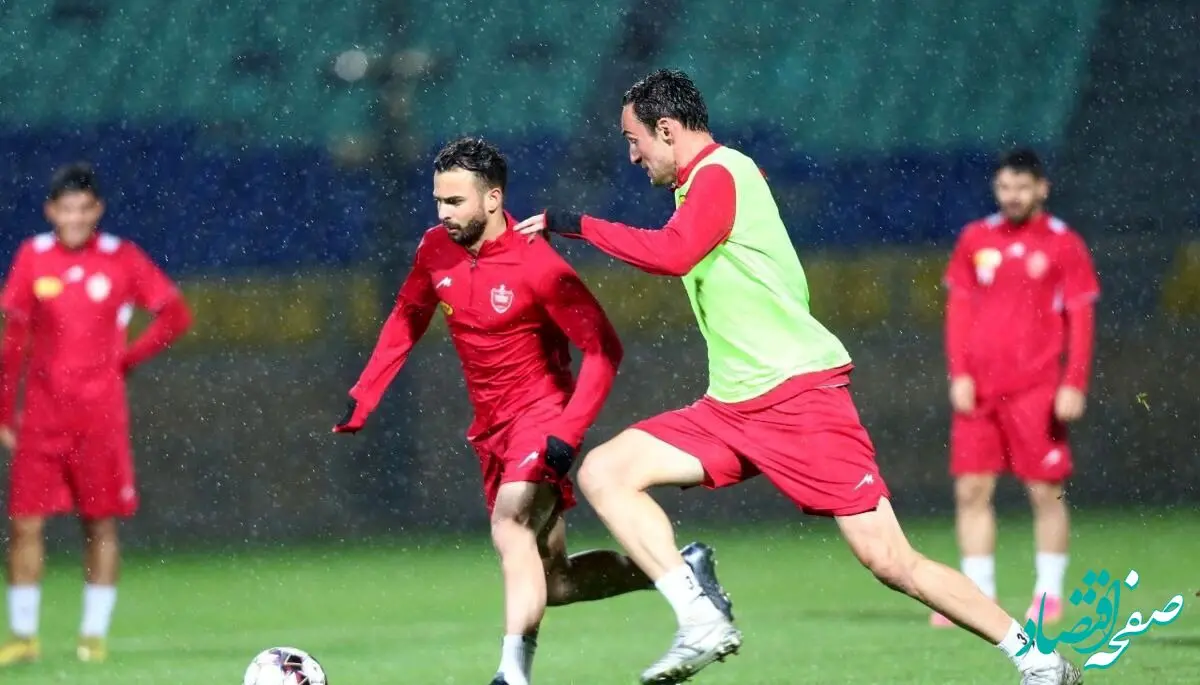 درگیری جالب بین دو بازیکن در تمرین پرسپولیس + عکس