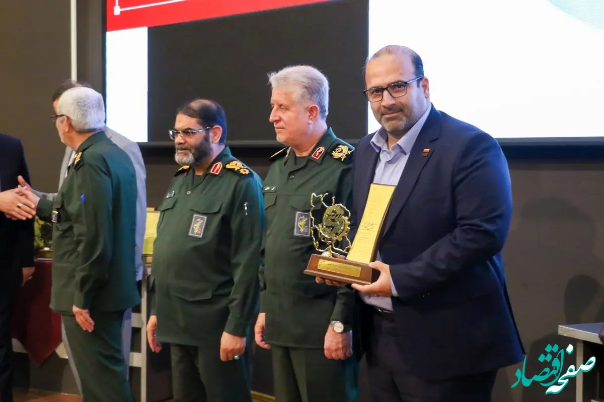 افتخارآفرینی فولاد خوزستان در نخستین جشنواره ملی اقتصاد مقاومتی