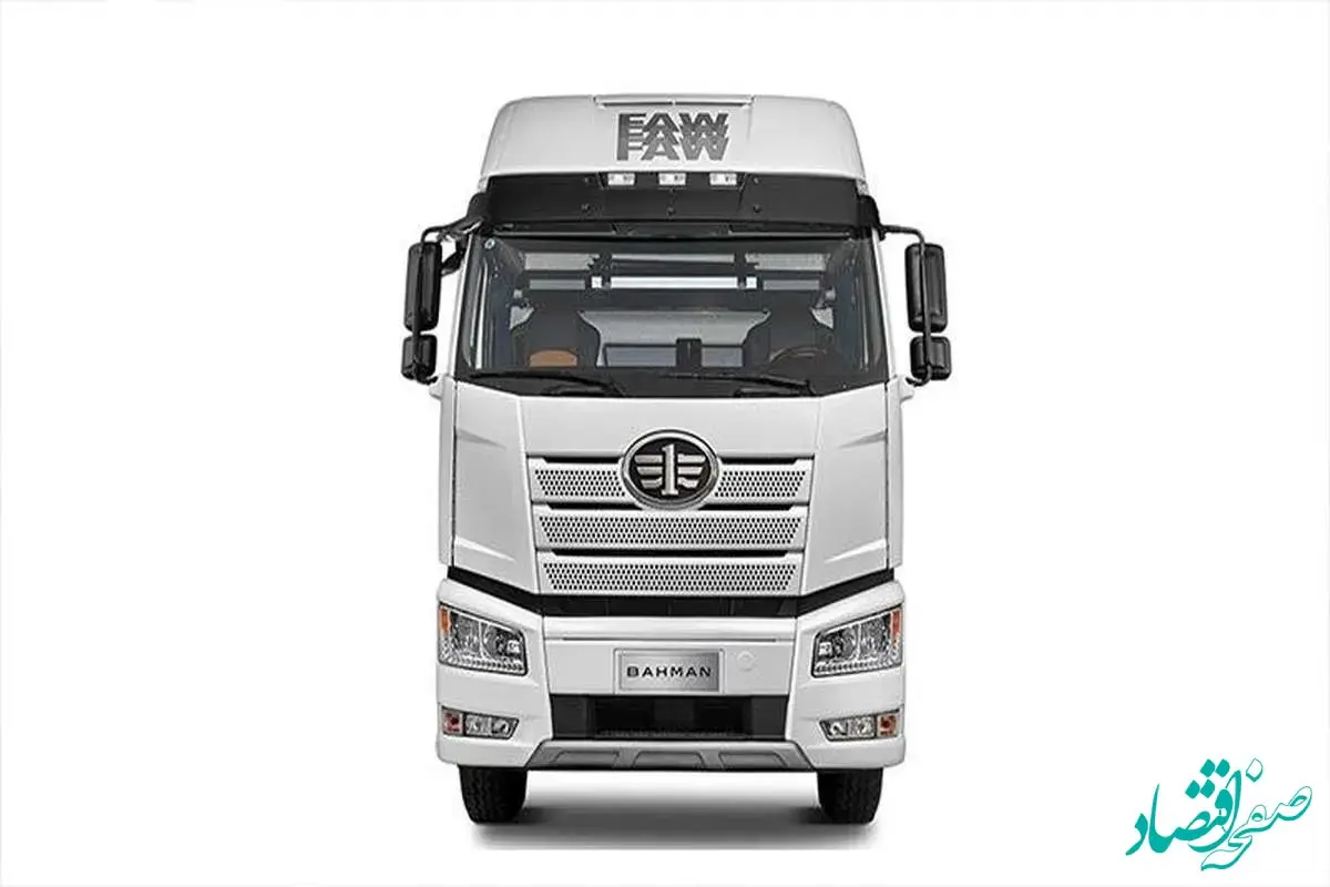 عرضه ۴۰ دستگاه کامیون در بورس کالا