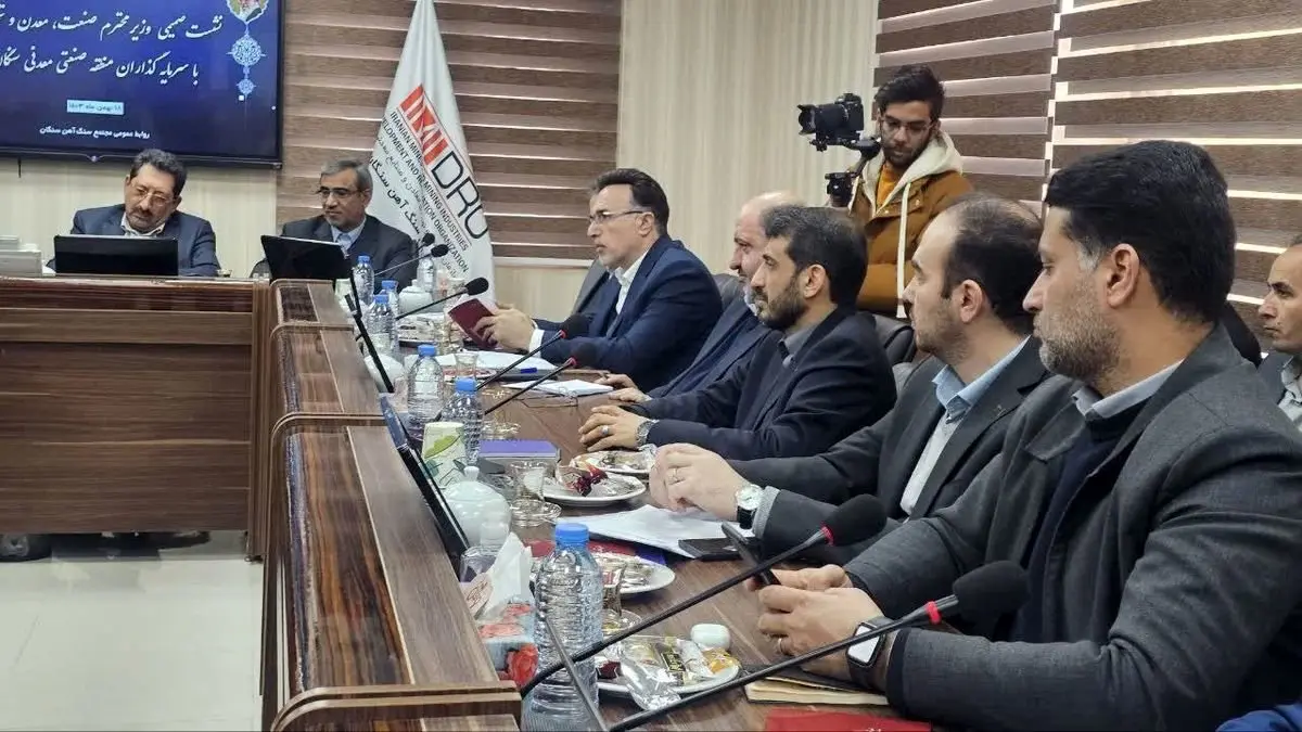 وزیر صمت: مردمی سازی ضرورت تولید کشور است