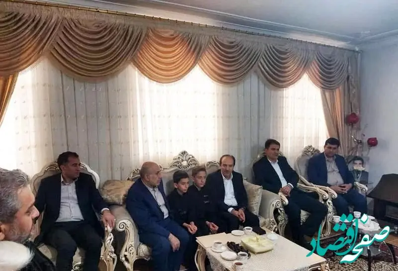مدیرعامل بیمه آسیا با خانواده مرحوم مهرعلی حسین زاده از کارکنان این شرکت، دیدار کرد