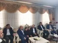 مدیرعامل بیمه آسیا با خانواده مرحوم مهرعلی حسین زاده از کارکنان این شرکت، دیدار کرد