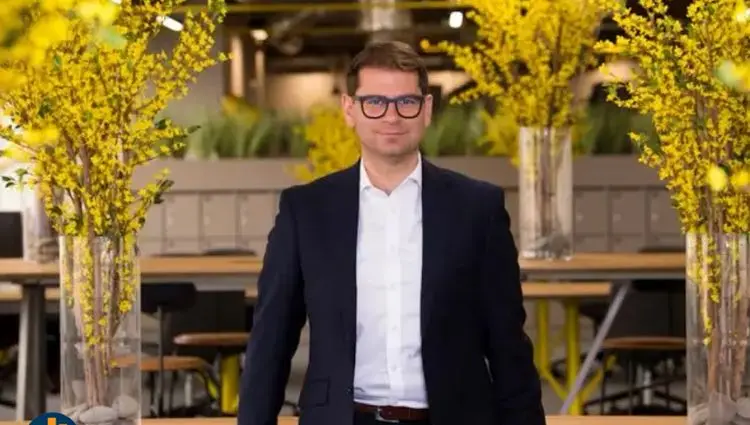گیلبرت وردیان (Gilbert Verdian) بنیان‌گذار و مدیرعامل کوانت نتورک کیست؟ + عکس