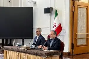  تداوم دفاع مشروع ایران | کشاندن صحنه درگیری به منطقه خلیج فارس یک اشتباه بزرگ راهبردی است