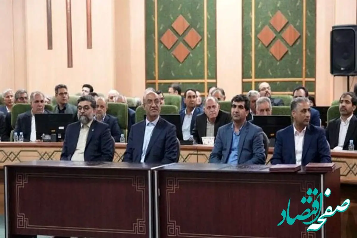 تفاهمنامه بانک صنعت و معدن برای احداث کارخانه تولید لاستیکهای رادیال سنگین و سبک و دوده صنعتی