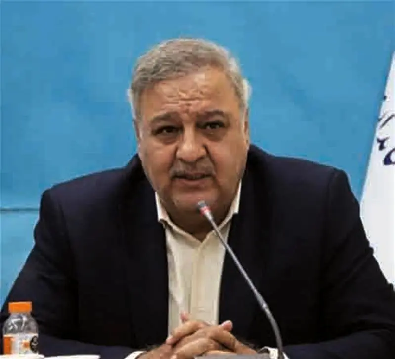شرکت فولاد مبارکه برای تولید ۶۰۰ مگاوات انرژی خورشیدی بهخوبی پای کار آمده