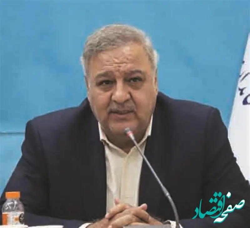 شرکت فولاد مبارکه برای تولید ۶۰۰ مگاوات انرژی خورشیدی به‌خوبی پای کار آمده