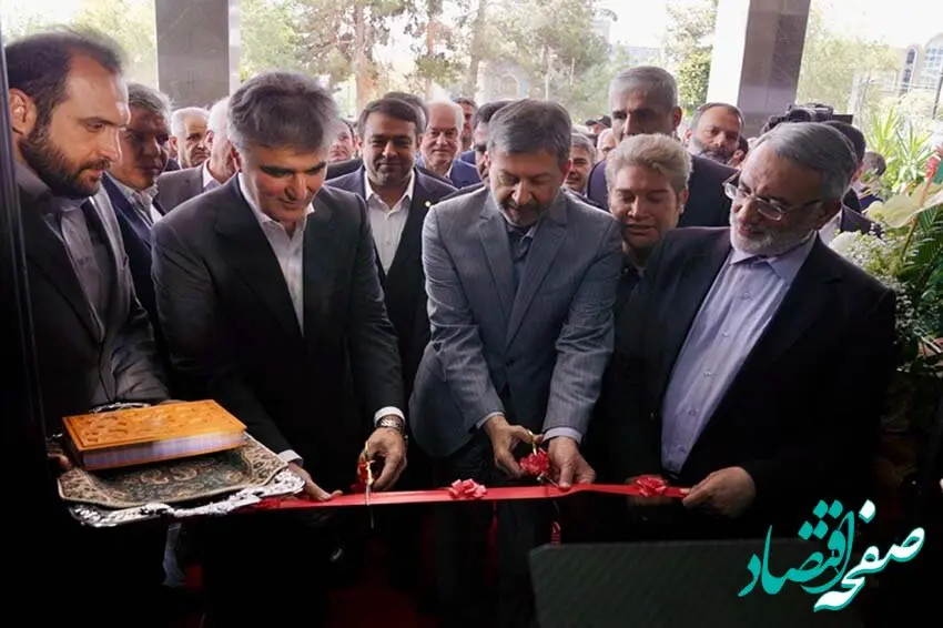نجارزاده در مراسم افتتاح شعبه کاشان: آیین نامه تامین مالی صنعت نساجی تا دو هفته آینده ابلاغ می شود