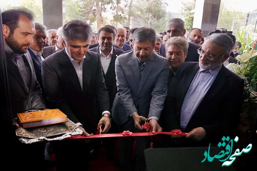 نجارزاده در مراسم افتتاح شعبه کاشان: آیین نامه تامین مالی صنعت نساجی تا دو هفته آینده ابلاغ می شود