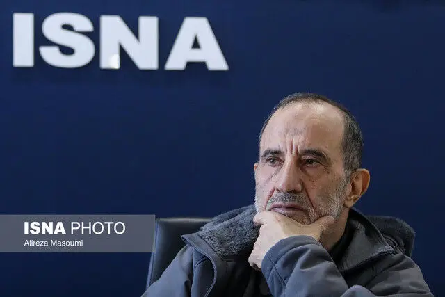 برای زمین‌گیر کردن کشور، پول ملی هدف گرفته شده است