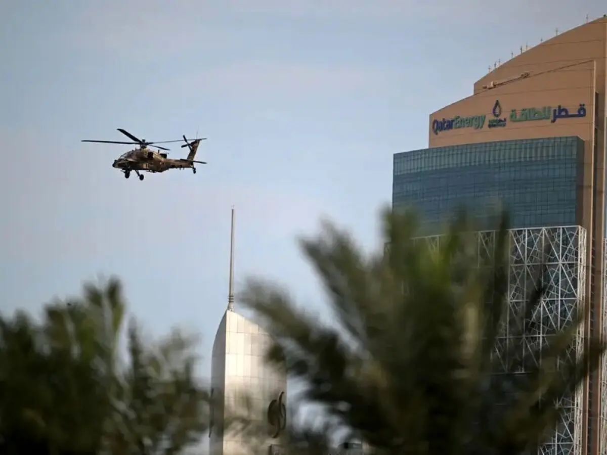 چند نفر در حادثه سقوط بالگرد در قطر جان باختند؟ 