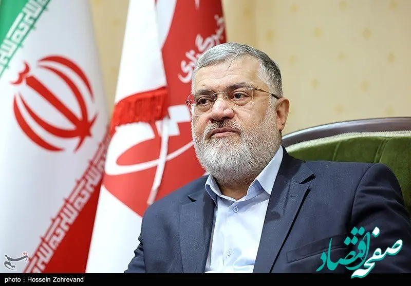 کمبودی در کالاهای اساسی و نان نداریم/فعالیت 386 جایگاه سوخت در تهران