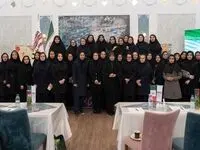 مشارکت بانوان شرکت فولاد اکسین خوزستان در مسیر موفقیت‌ها قابل تحسین است