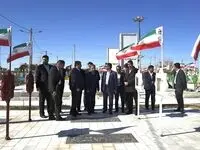 ادای احترام دکترنجارزاده به مقام شامخ شهدای سیستان و بلوچستان در سفر به این استان