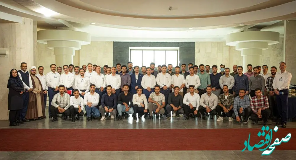 آیین معارفه پذیرفته‌شدگان آزمون کارآموزی شرکت پلیمر آریاساسول برگزار شد