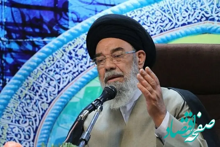 واکنش محکم امام جمعه اصفهان به شلیک پدافند هوایی به ریزپرنده ها