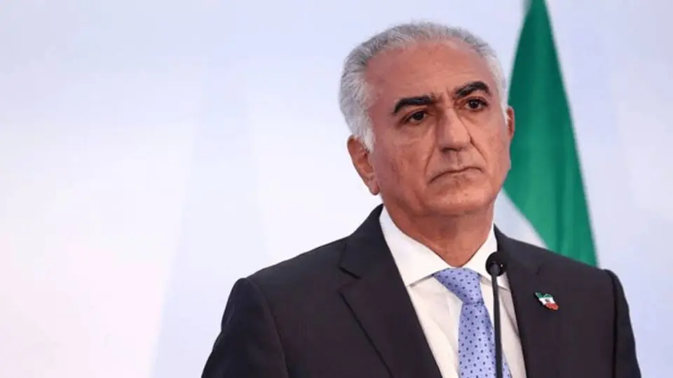 رضا پهلوی عزادار مرگ سناتور ضدایرانی شد!