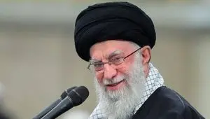 عکس خاص و دیده نشده از رهبر شهید انقلاب در سفر سنندج