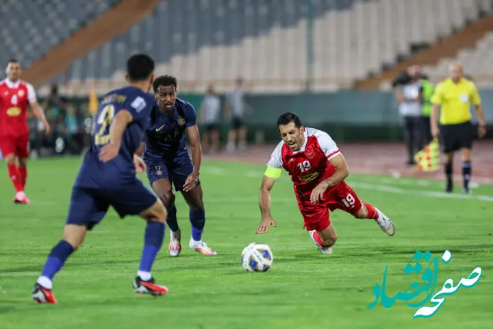 ثانیه به ثانیه با حواشی دیدار پرسپولیس و النصر؛ حضور رونالدو در چمن عجیب ورزشگاه آزادی