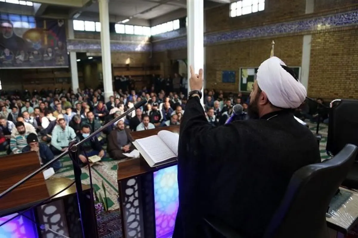 محفل انس با قرآن کریم در ذوب‌آهن اصفهان برگزار شد