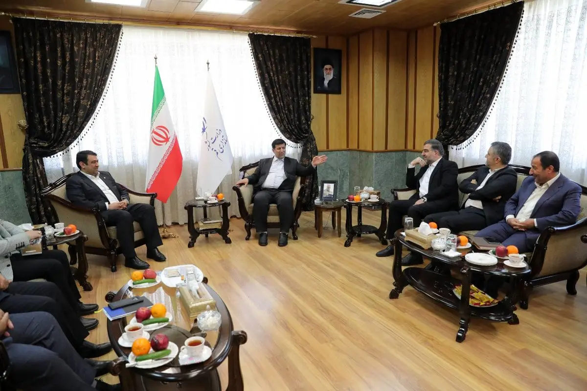 درخشش بانک ملی ایران در تأمین منابع نهضت ملی استان قم در سال 1402